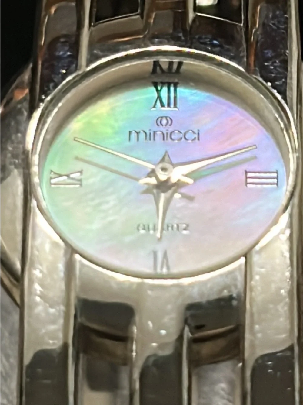 Minnici Quartz Stainless Steel Bangle Watch New Battery!